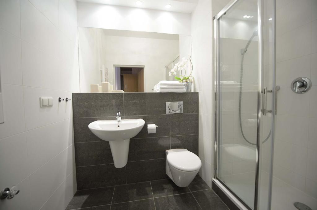 Apartamenty Karawela - Nadmorski Dwor Гданськ Номер фото